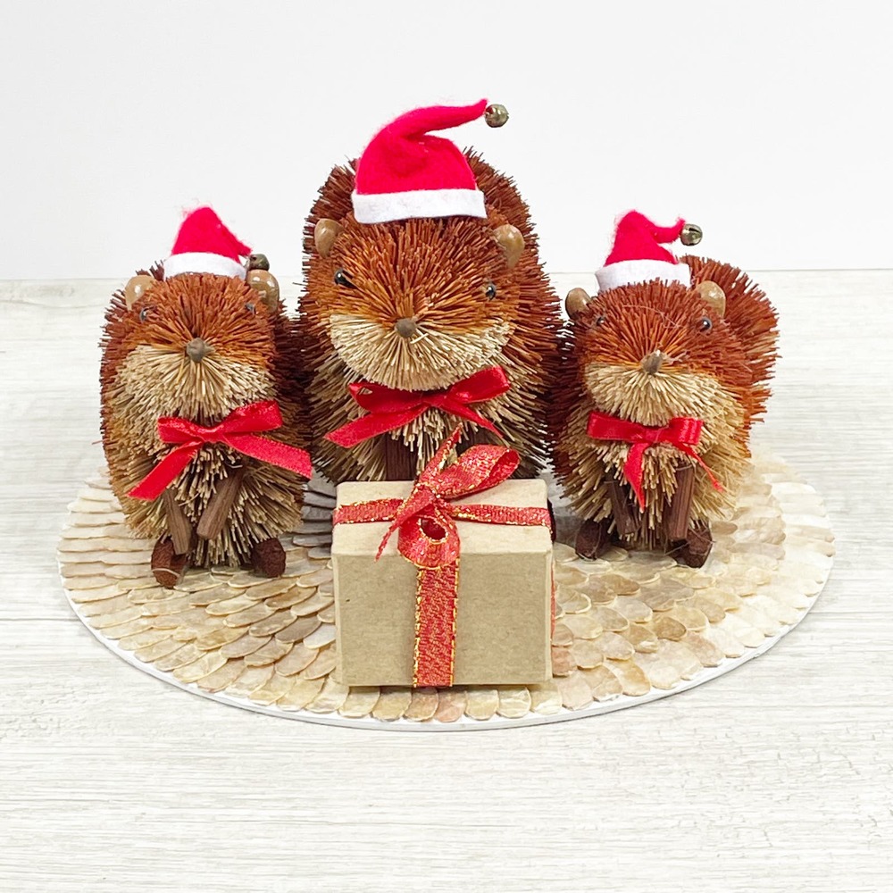 Vintage Handmade Squirrels Christmas Hats Abelone Shell Base 9 Inch Wood RARE